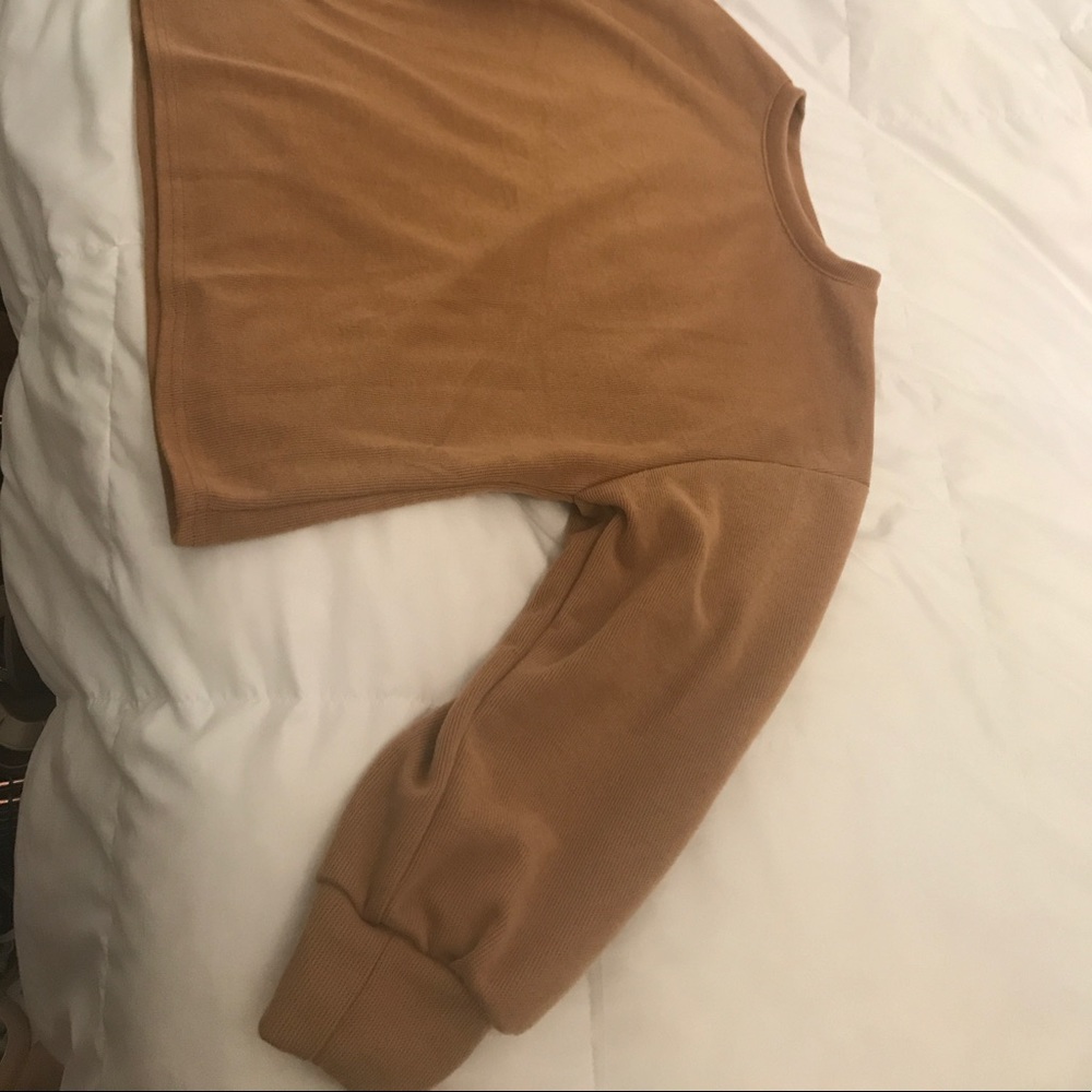 Brown crew neck - Picture 2 of 3
